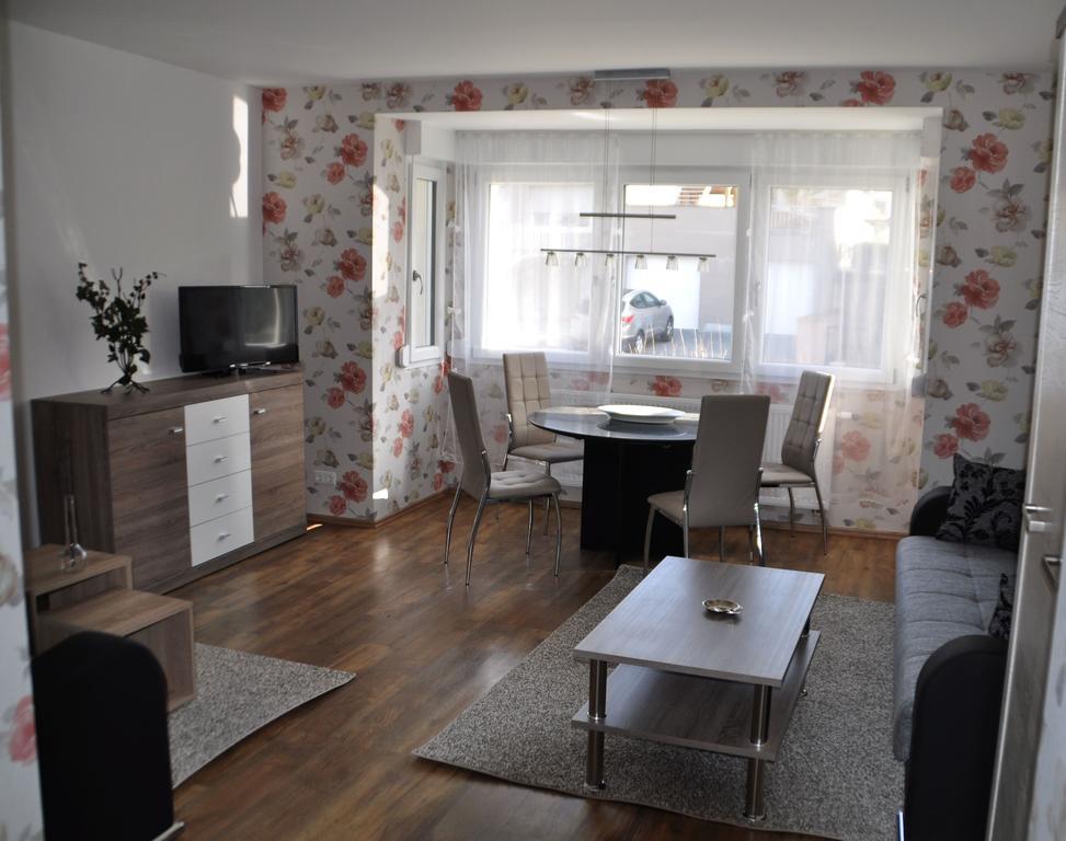 Ferienwohnungen Haus Sauer Offenheim エクステリア 写真