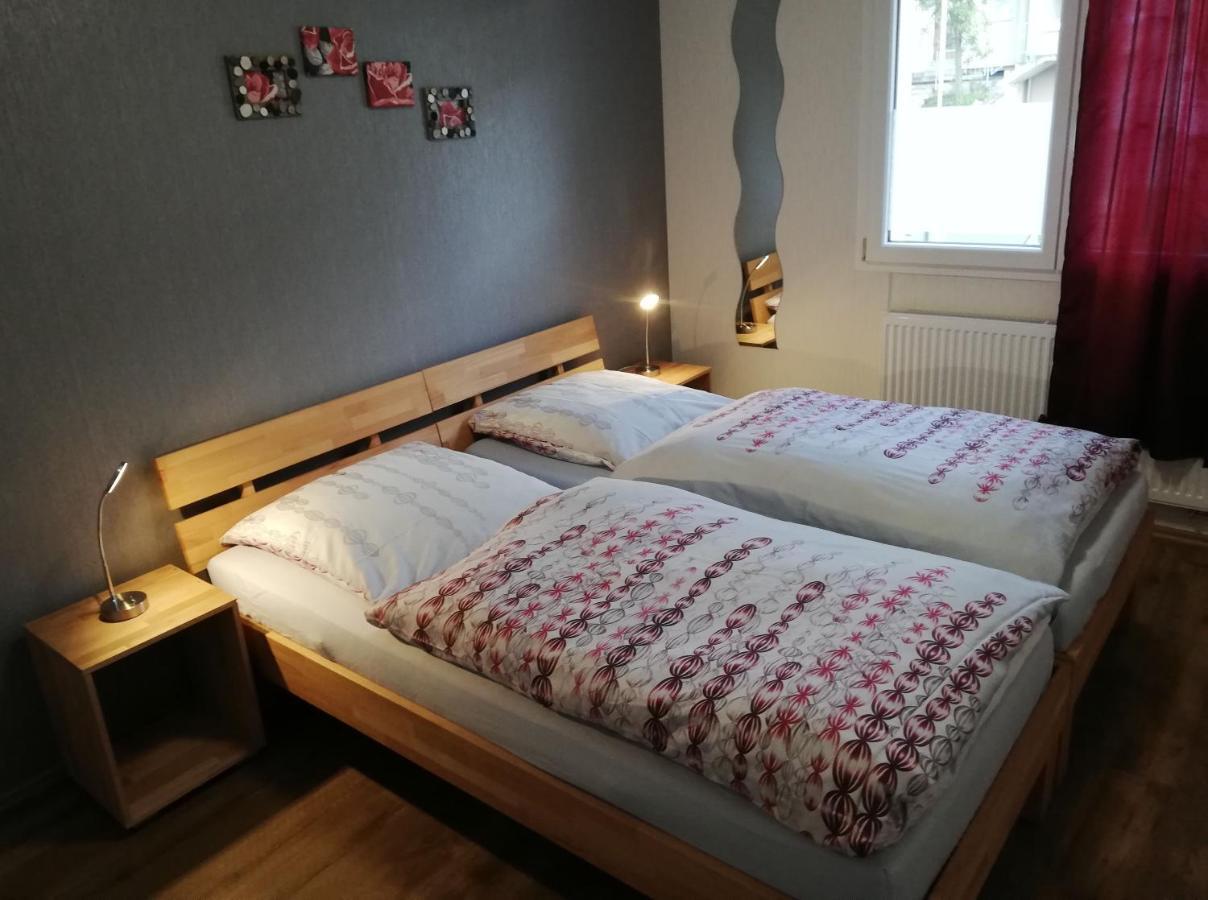 Ferienwohnungen Haus Sauer Offenheim エクステリア 写真